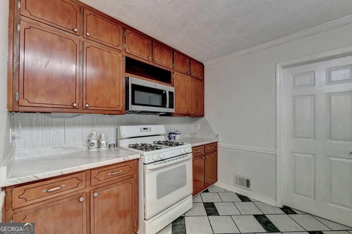 1188 Gate Post Lane Lawrenceville - Photo 18