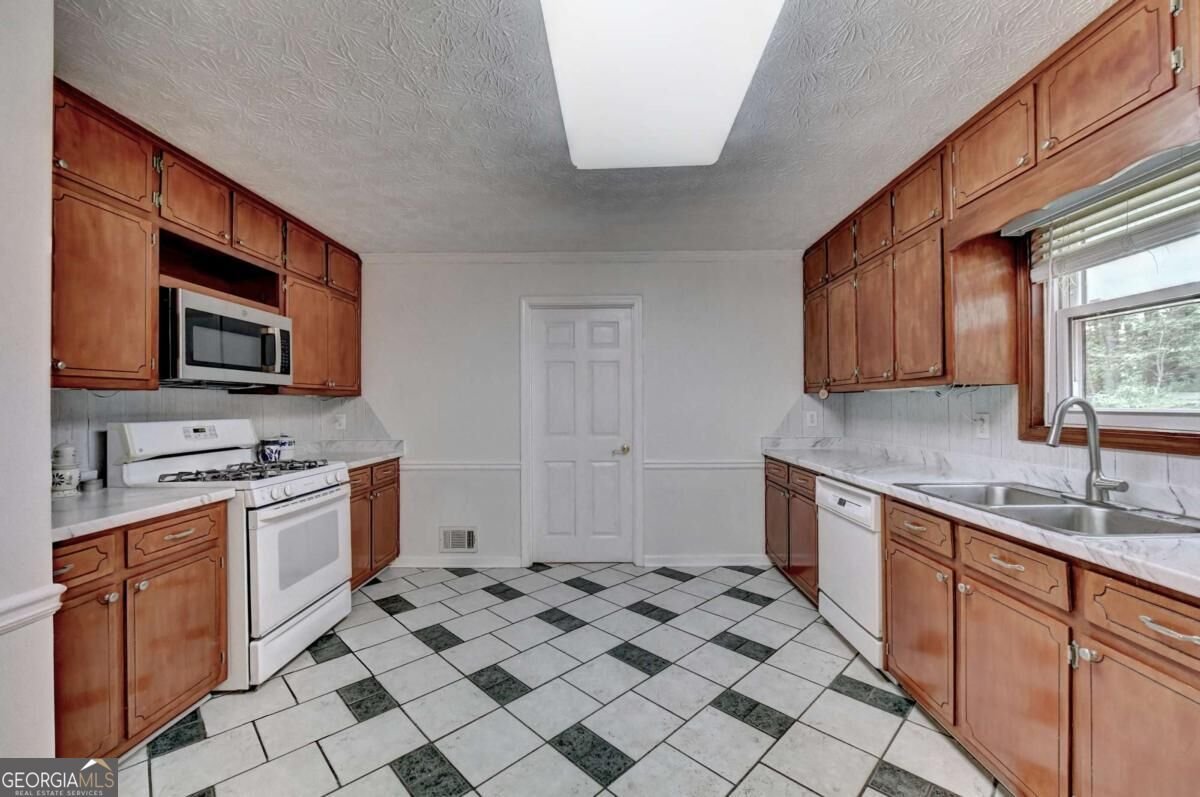 1188 Gate Post Lane Lawrenceville - Photo 21