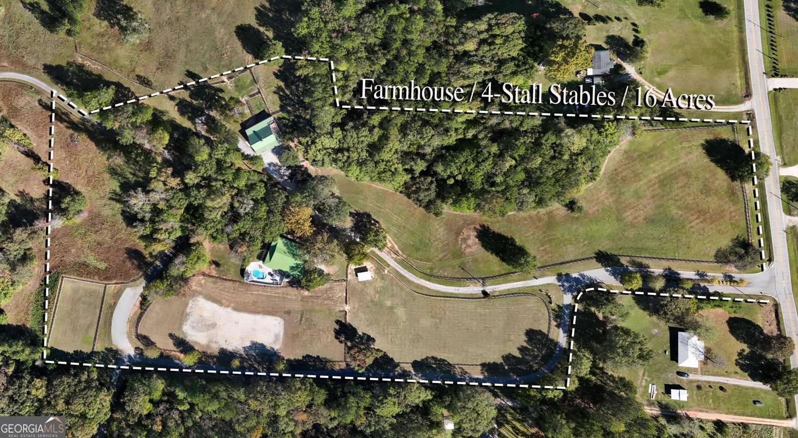 35 Saddleback Farms Drive Newnan - main photo