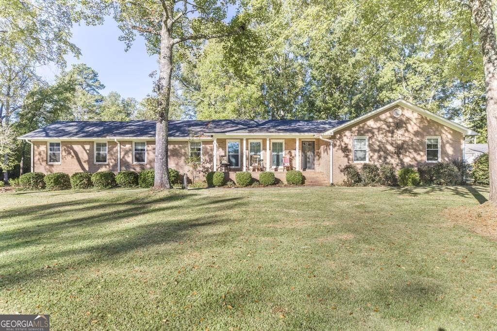 396 Luton Pl Macon - main photo