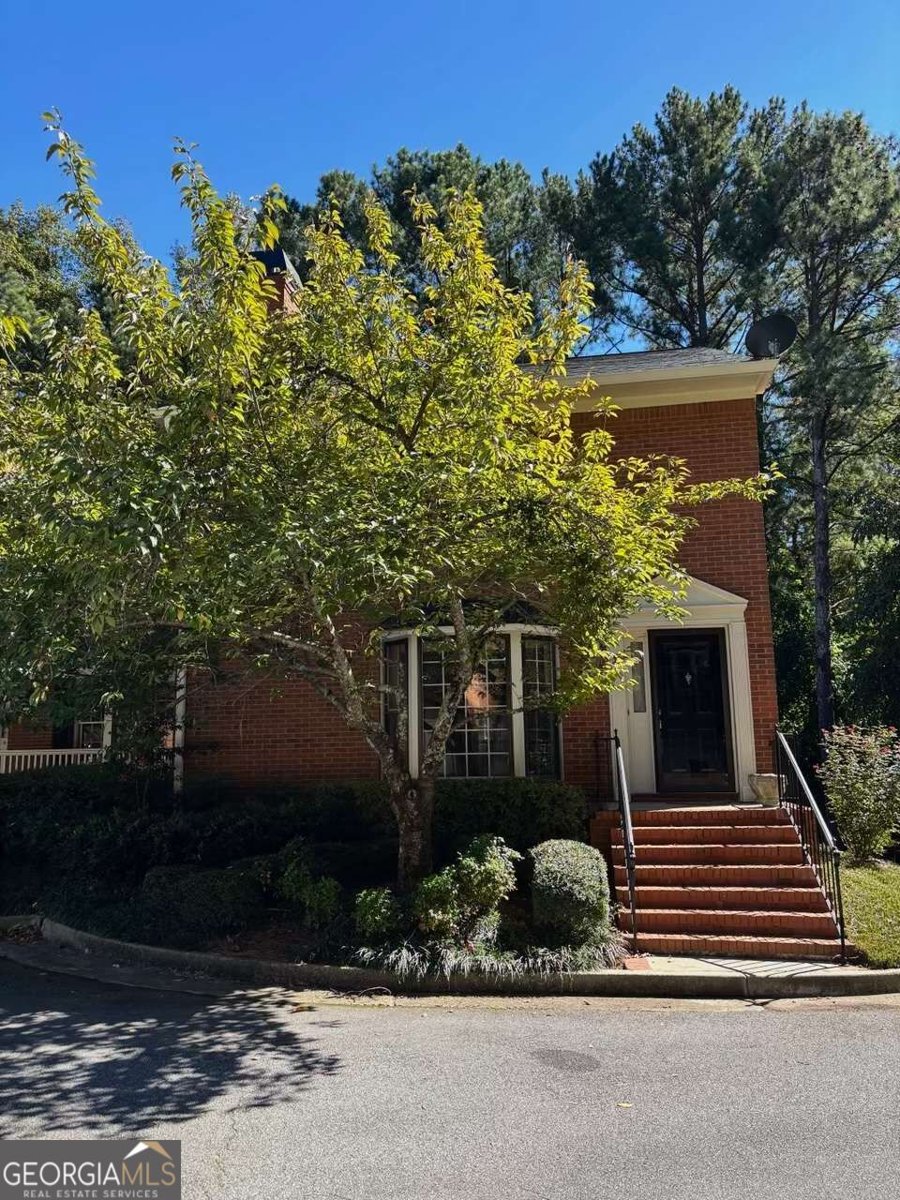 3044 Vinings Ridge Drive Atlanta - main photo