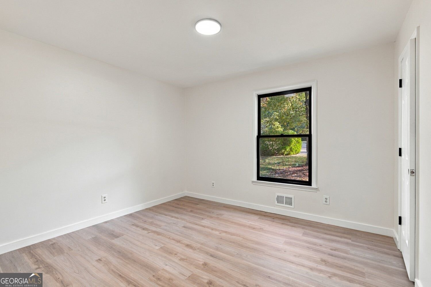 145 Hardwood Drive Covington - Photo 12