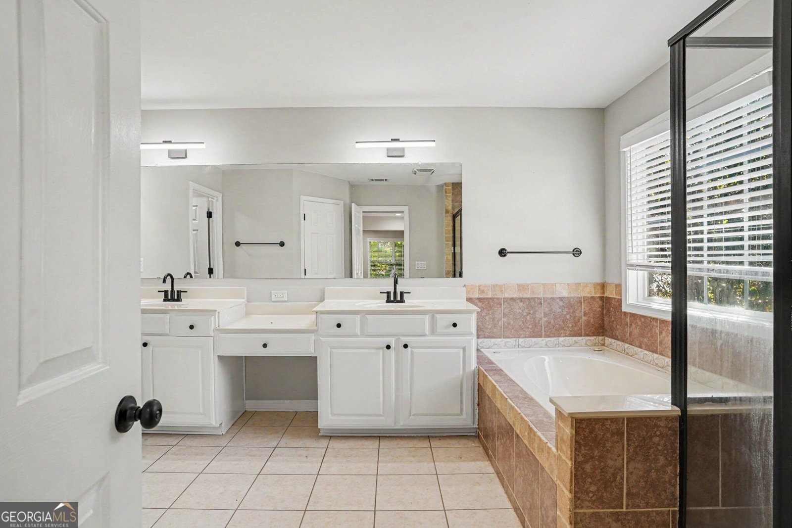2307 SE Blackburn Pass Conyers - Photo 31