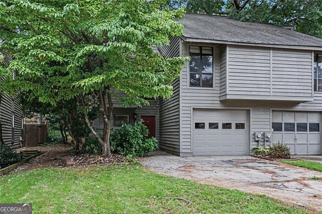 1006 Creatwood Circle Smyrna - main photo
