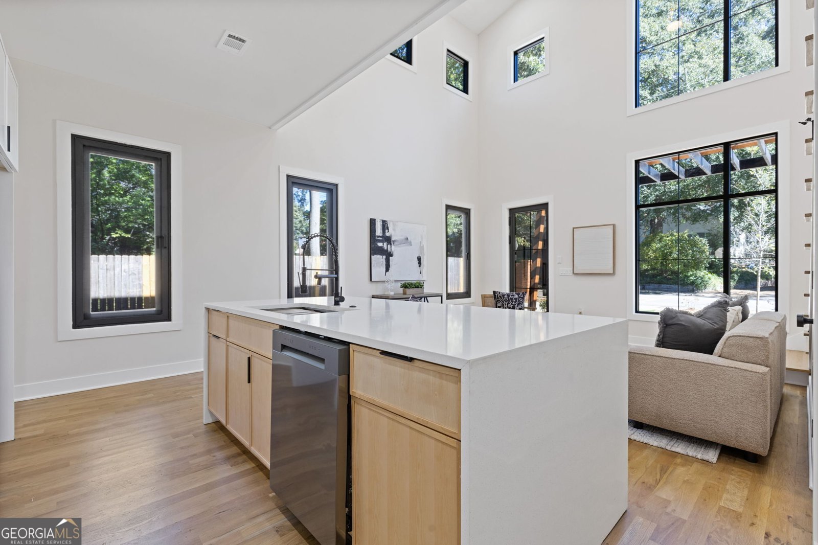 631 Flat Shoals Avenue Atlanta - Photo 10