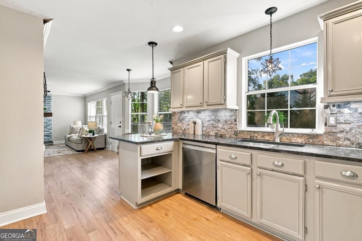 690 Ruxbury Court Suwanee - Photo 19