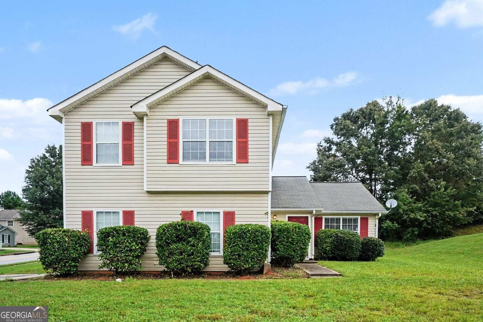 3702 Buffalo Court Douglasville - main photo