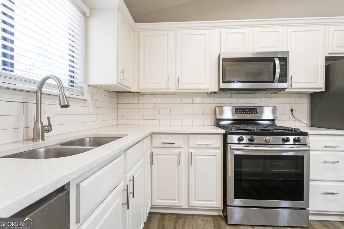 676 Tarkington Road Stone Mountain - Photo 18
