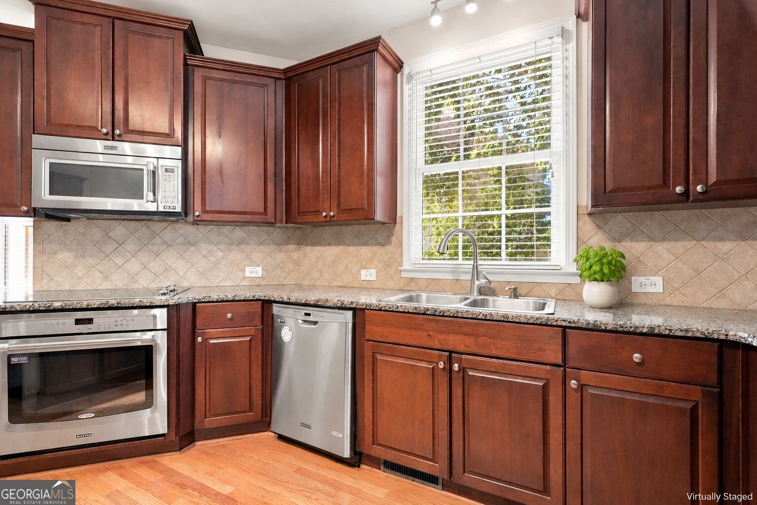 3856 Creekview Ridge Drive Buford - Photo 8