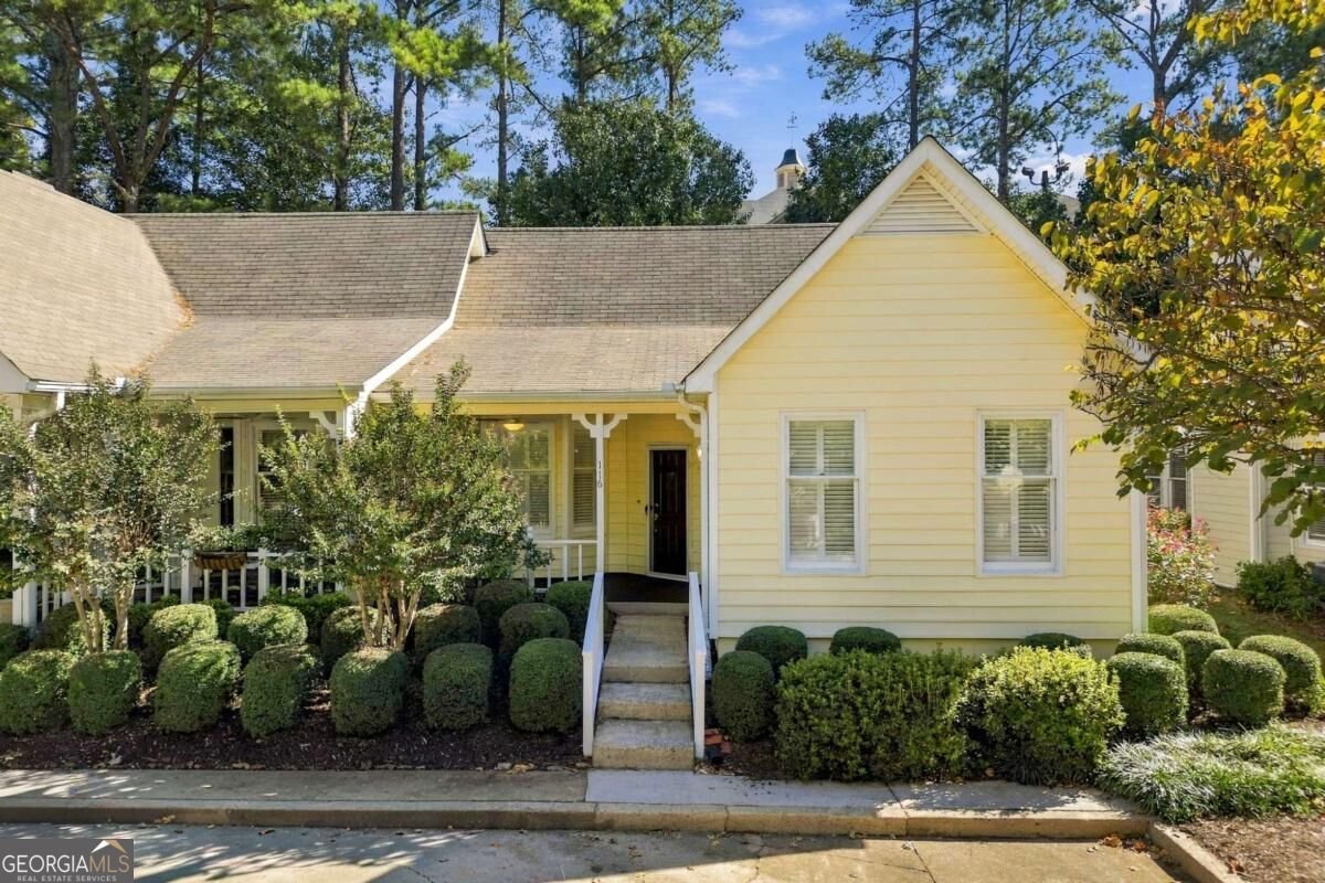 116 Victoria Way Roswell - main photo