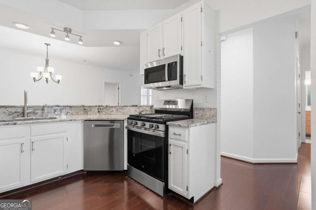 116 Victoria Way Roswell - Photo 10