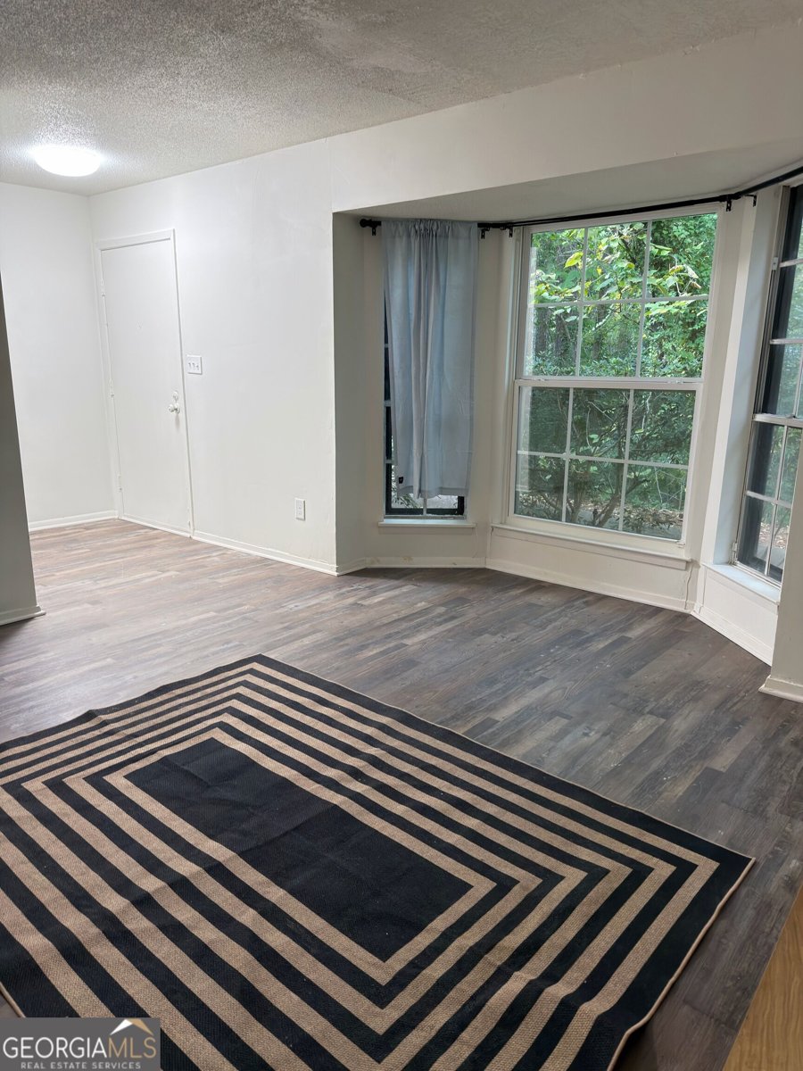 722 Garden View Drive Stone Mountain - Photo 14