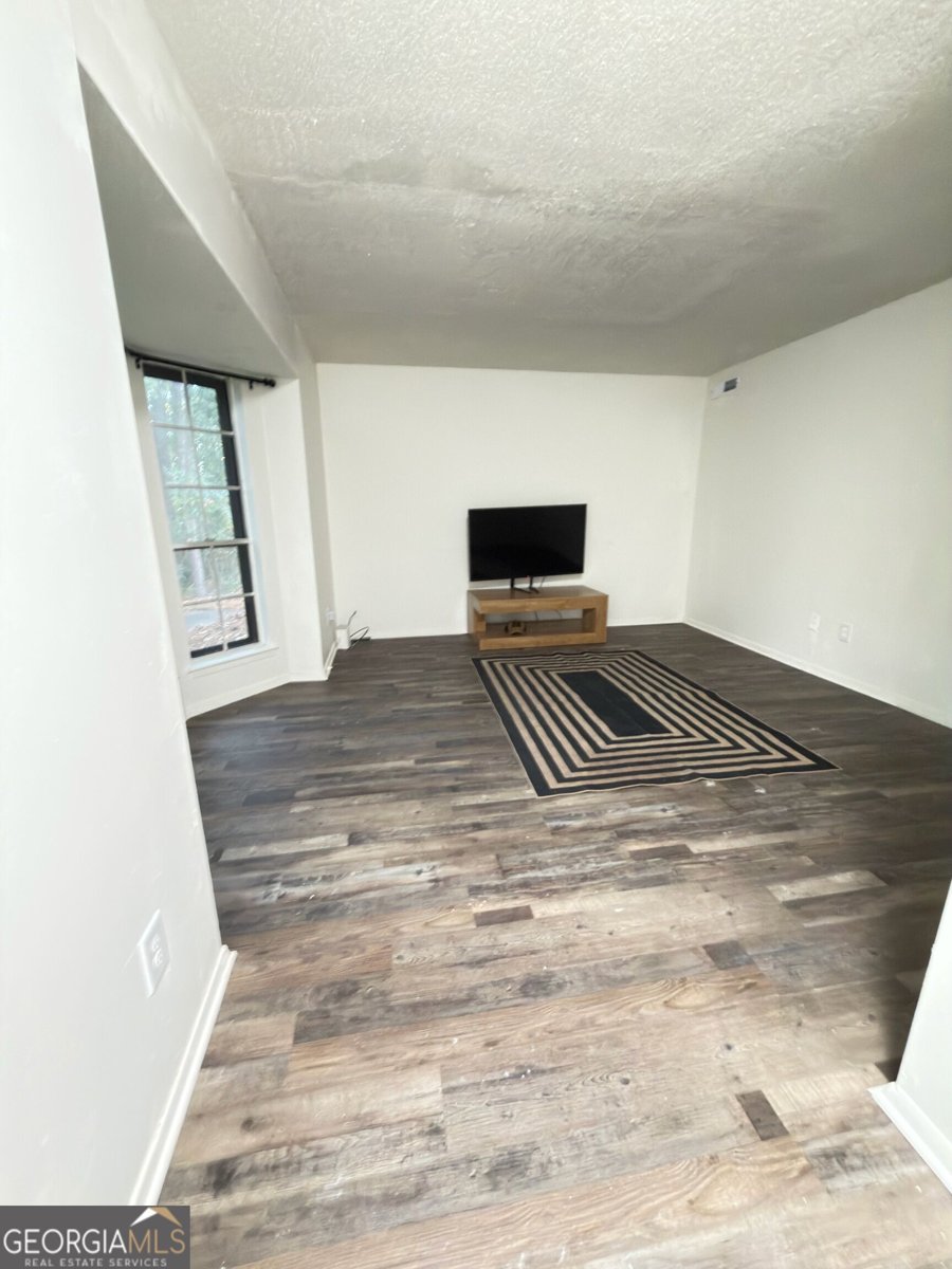 722 Garden View Drive Stone Mountain - Photo 16