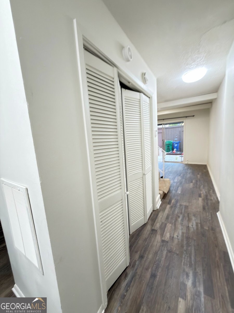 722 Garden View Drive Stone Mountain - Photo 17