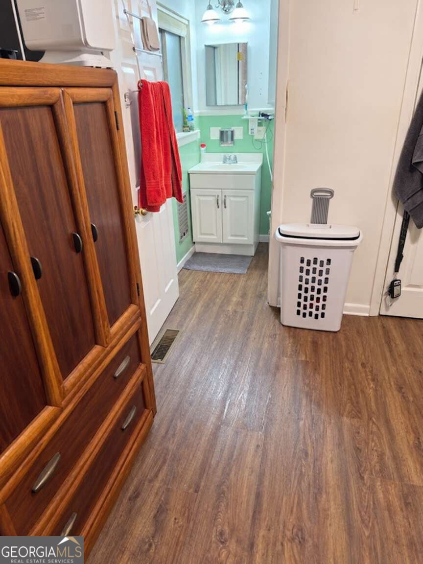 1110 Henderson Avenue Rossville - Photo 10