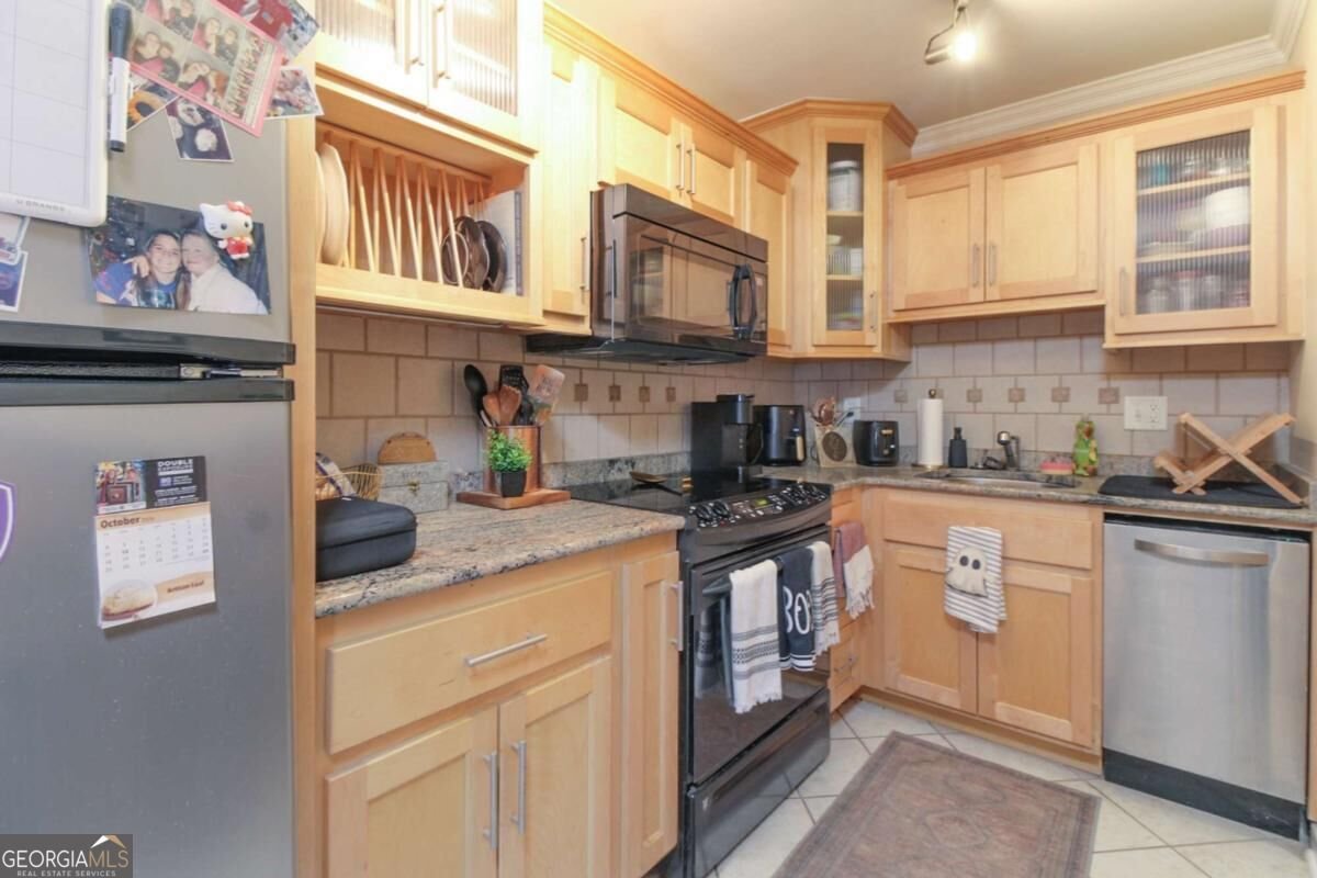 655 Campus Road Athens - Photo 7