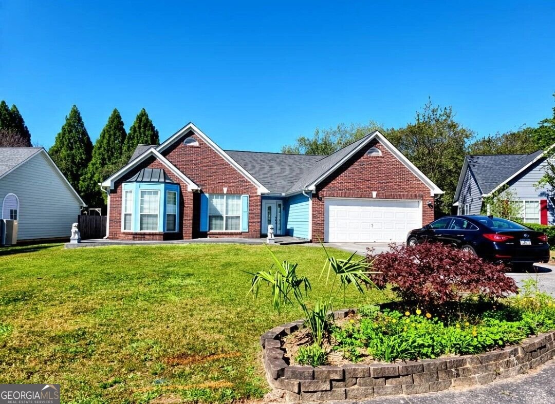 329 Sunnyside Court Lawrenceville - main photo