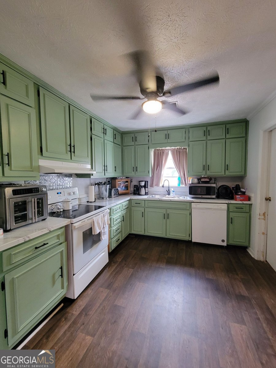 221 Savannah Avenue East Dublin - Photo 13