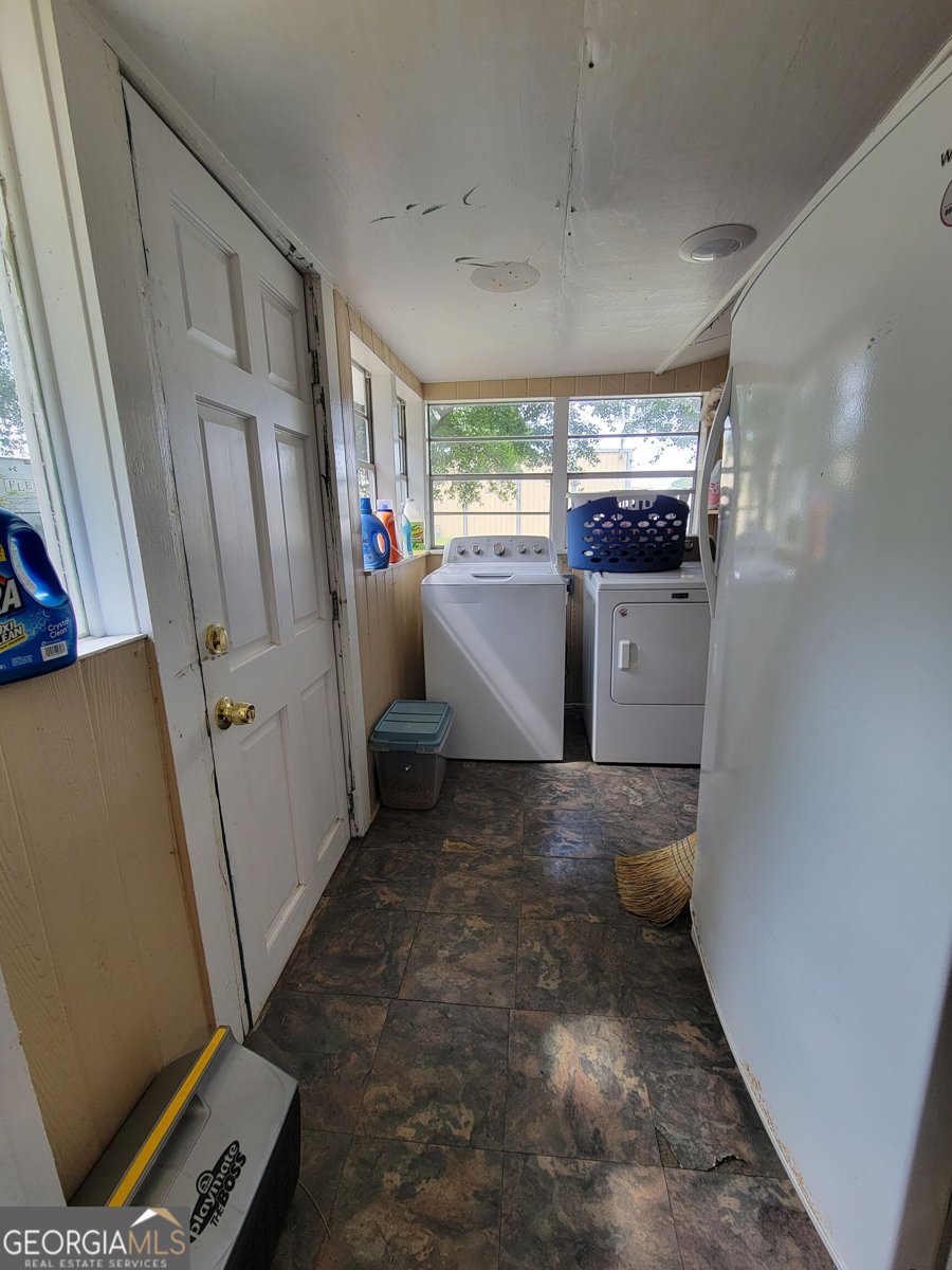 221 Savannah Avenue East Dublin - Photo 36