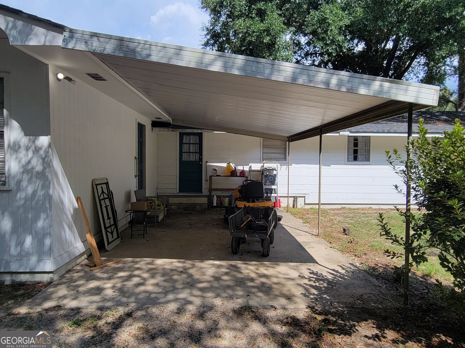 221 Savannah Avenue East Dublin - Photo 8