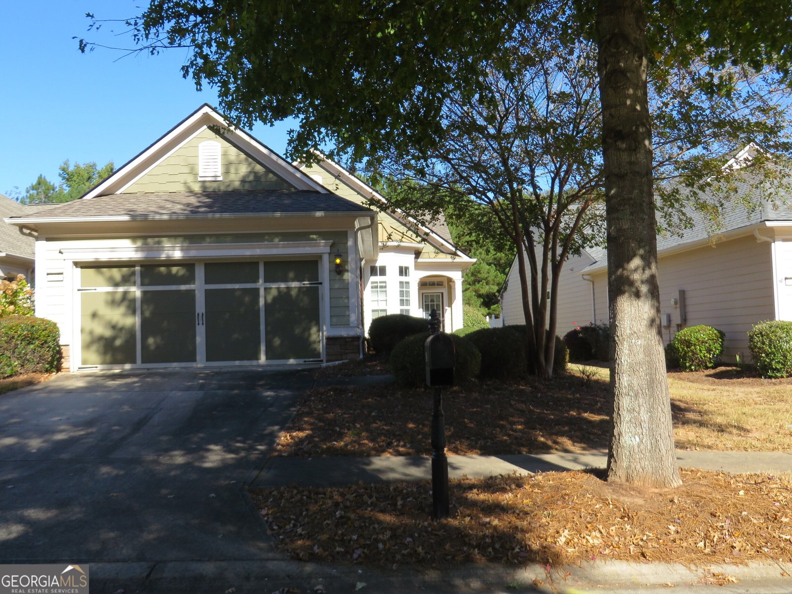 151 Begonia Court Griffin - main photo