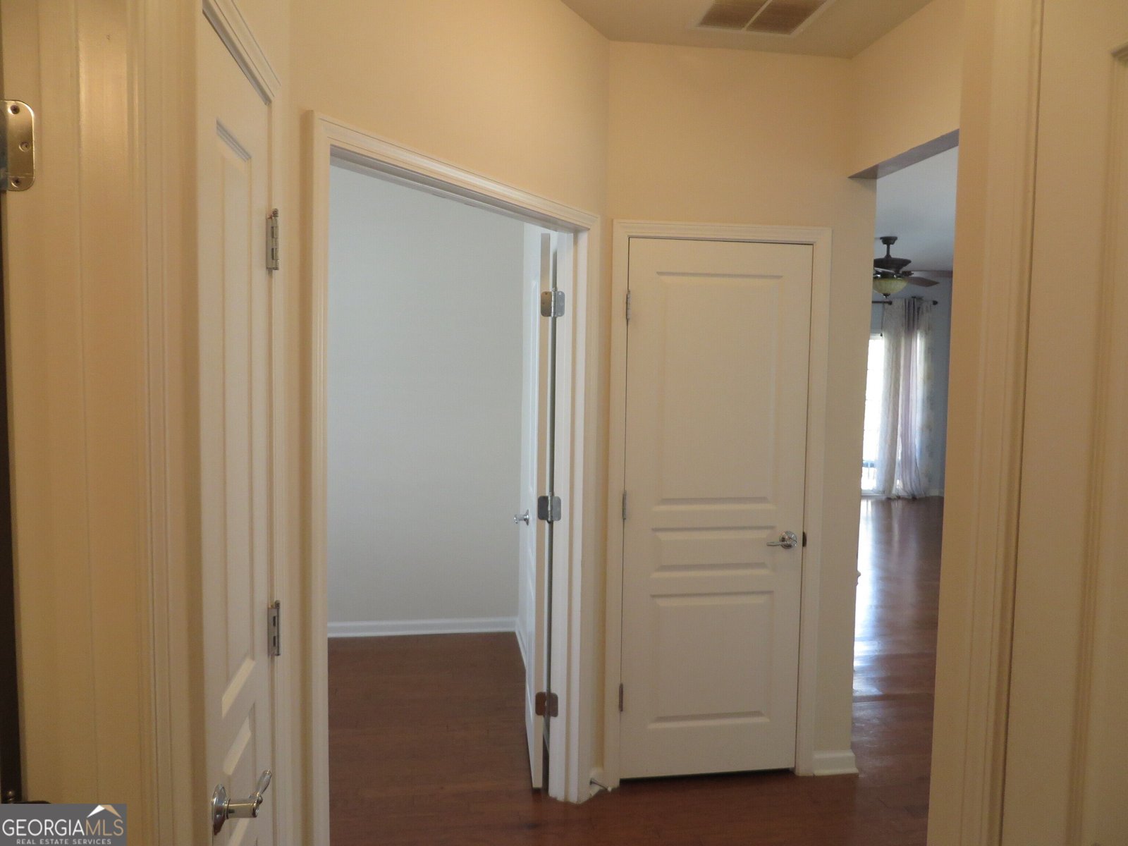 151 Begonia Court Griffin - Photo 15