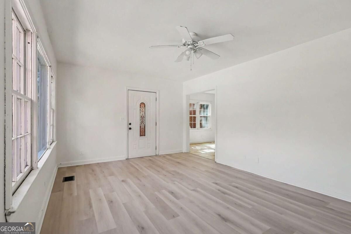 2639 Jewel Street East Point - Photo 14