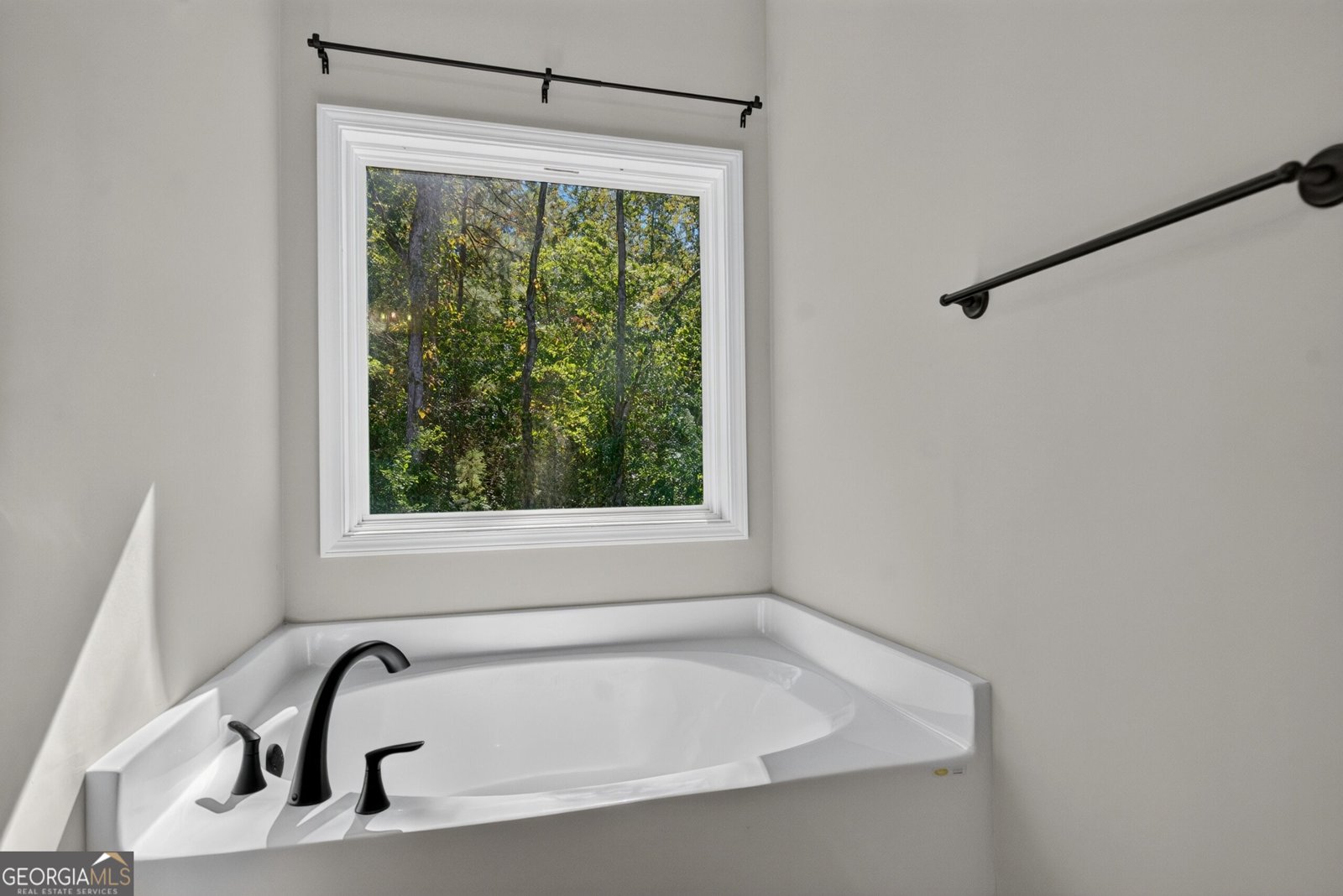 1505 Wisteria Drive West Point - Photo 15
