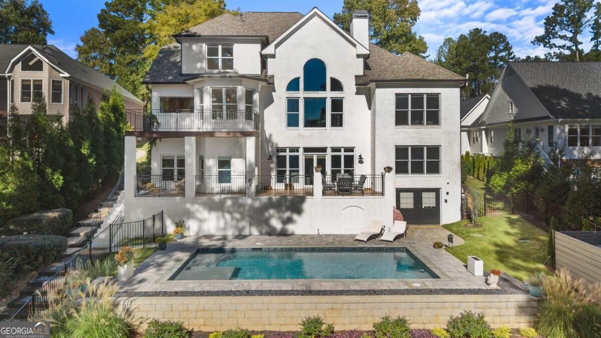 1250 Westchester Drive Greensboro - main photo