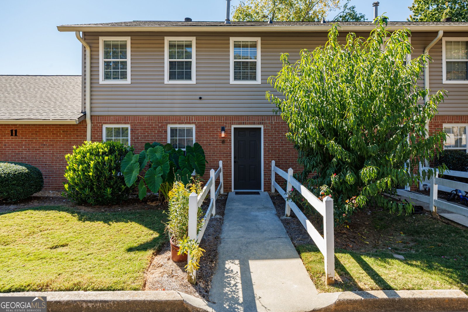 7750 Roswell Road Sandy Springs - main photo