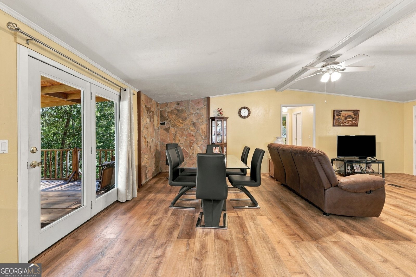 436 CHATEAU VILLAGE Drive MARTIN - Photo 14