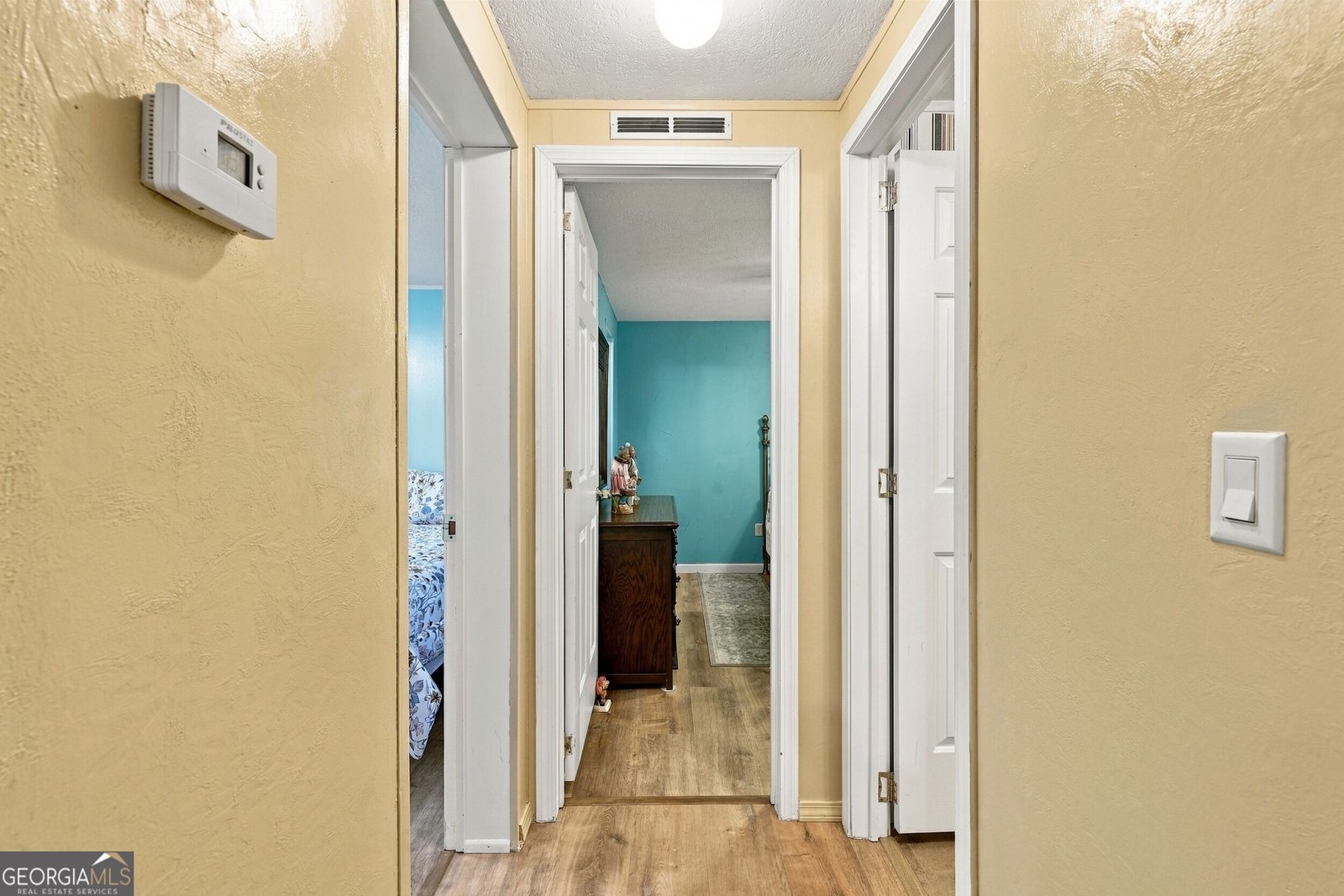436 CHATEAU VILLAGE Drive MARTIN - Photo 32
