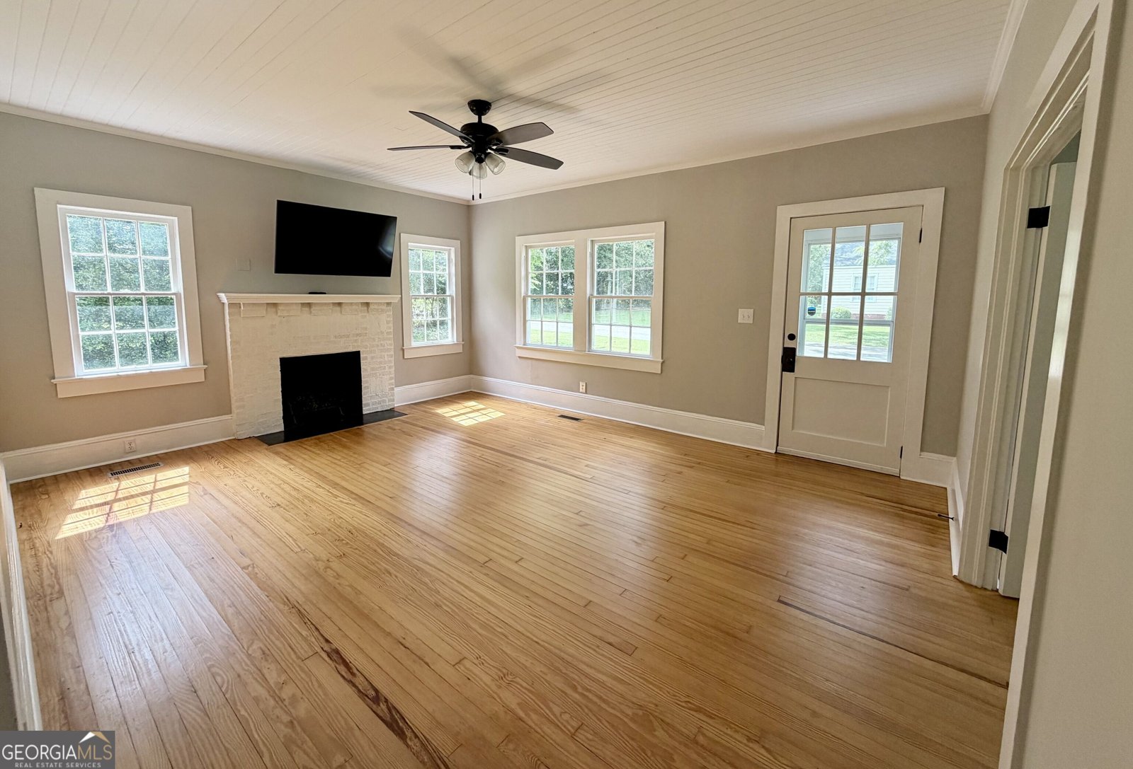 335 12th Avenue Eastman - Photo 8