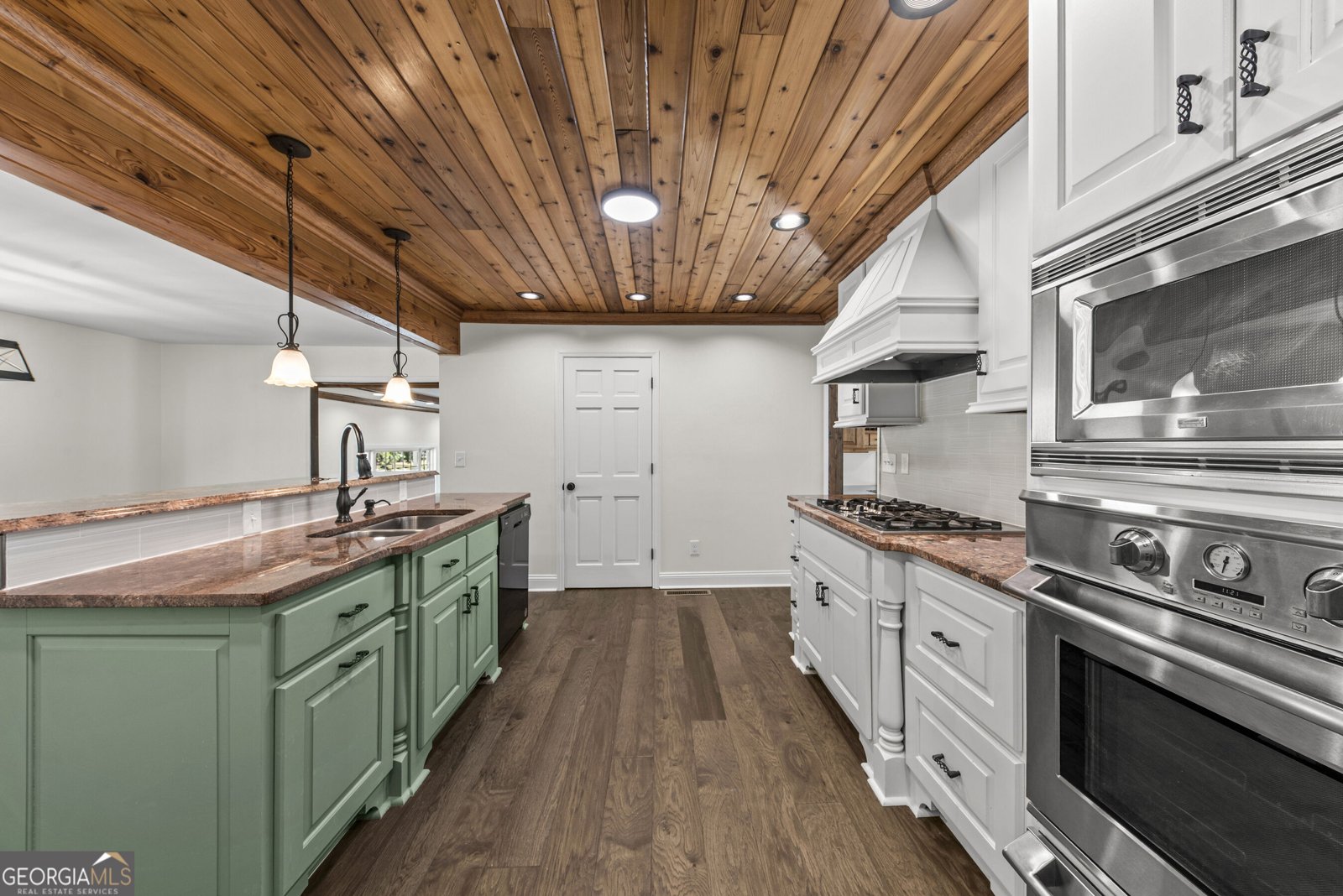 1070 Eugene Madison - Photo 17
