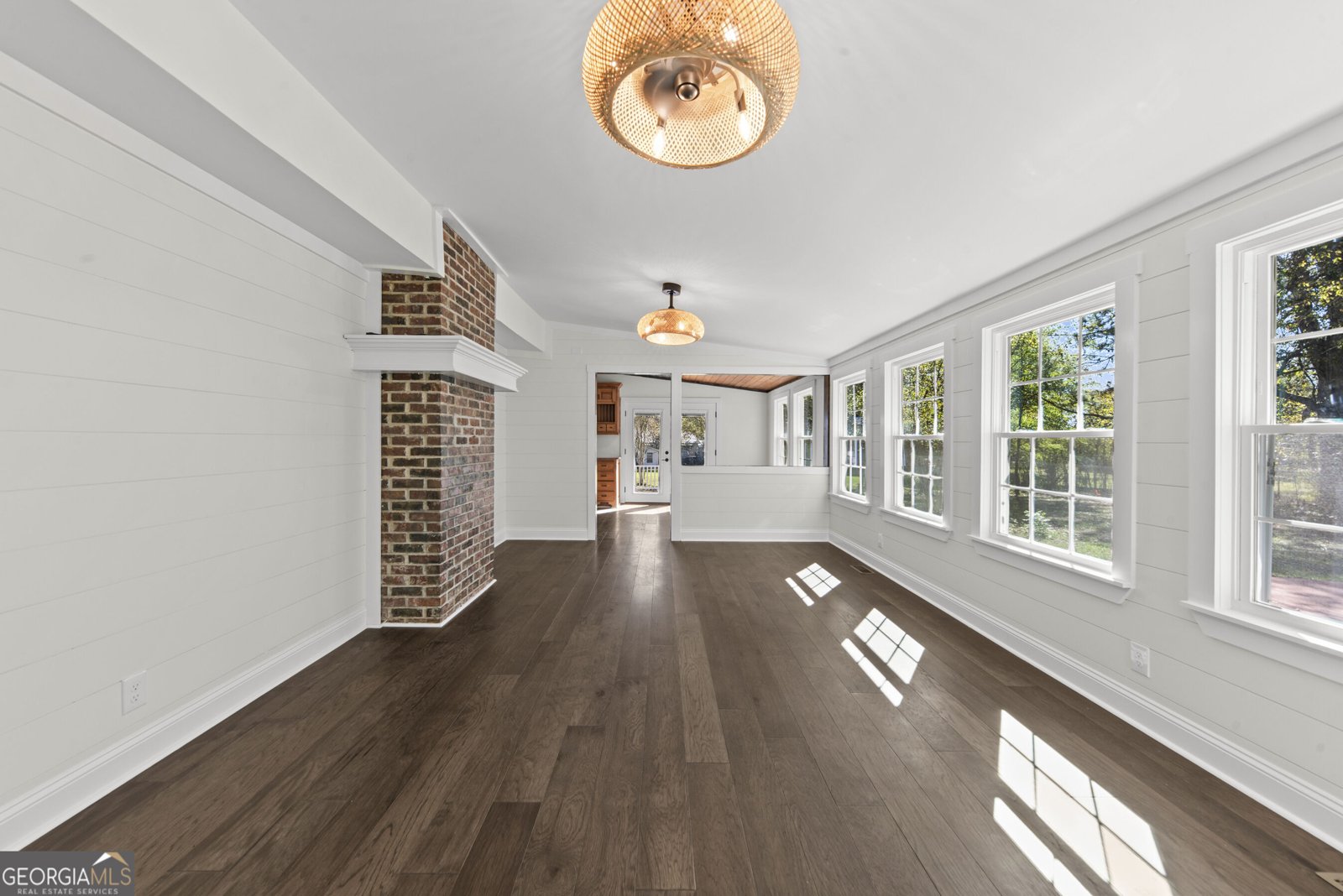 1070 Eugene Madison - Photo 26