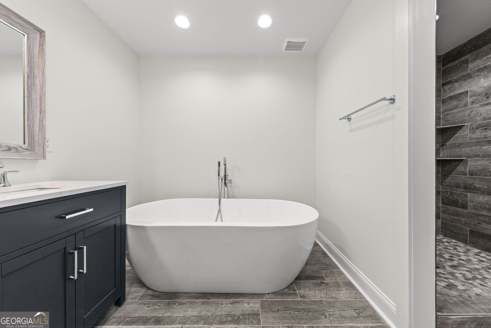 1070 Eugene Madison - Photo 36