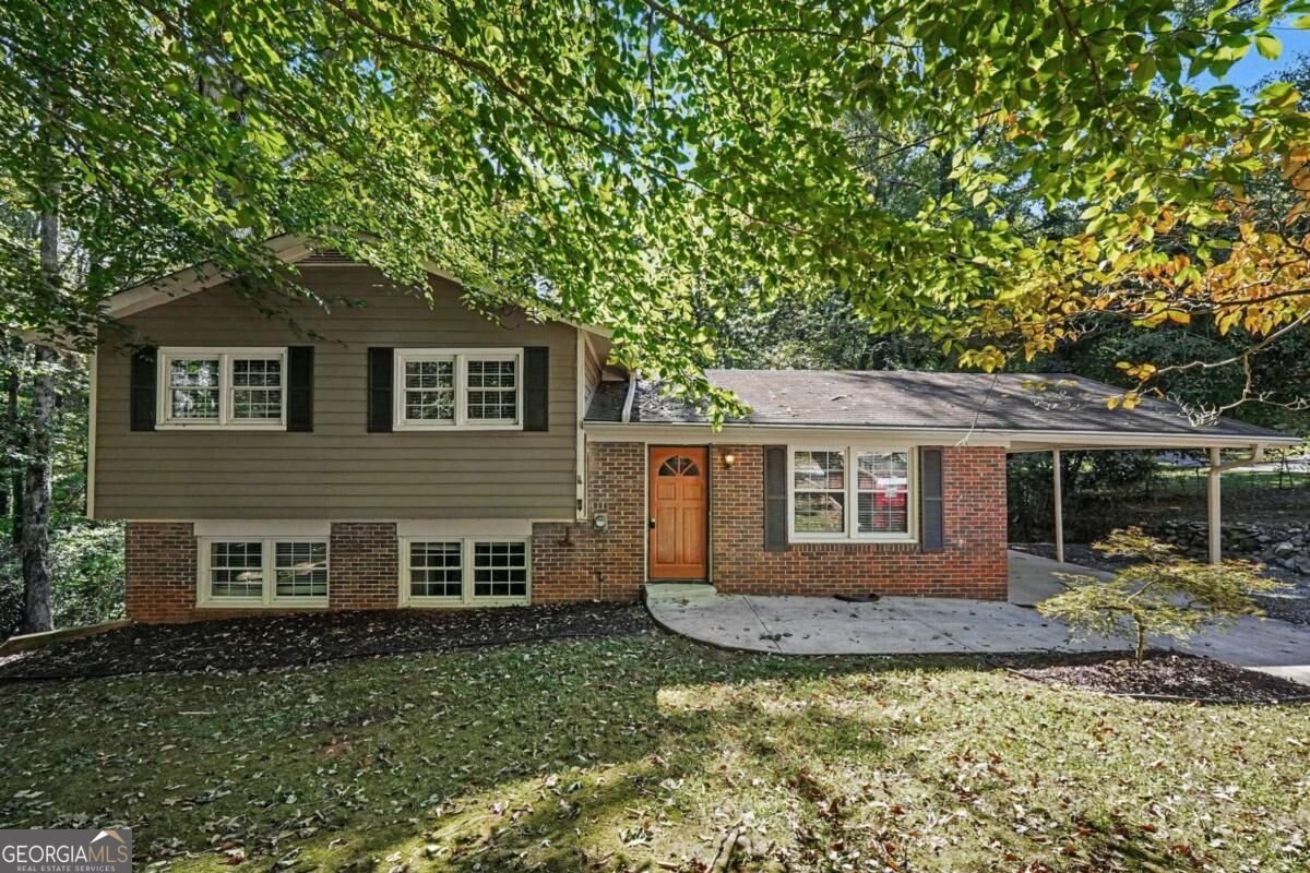 1883 Willow Lane Acworth - main photo