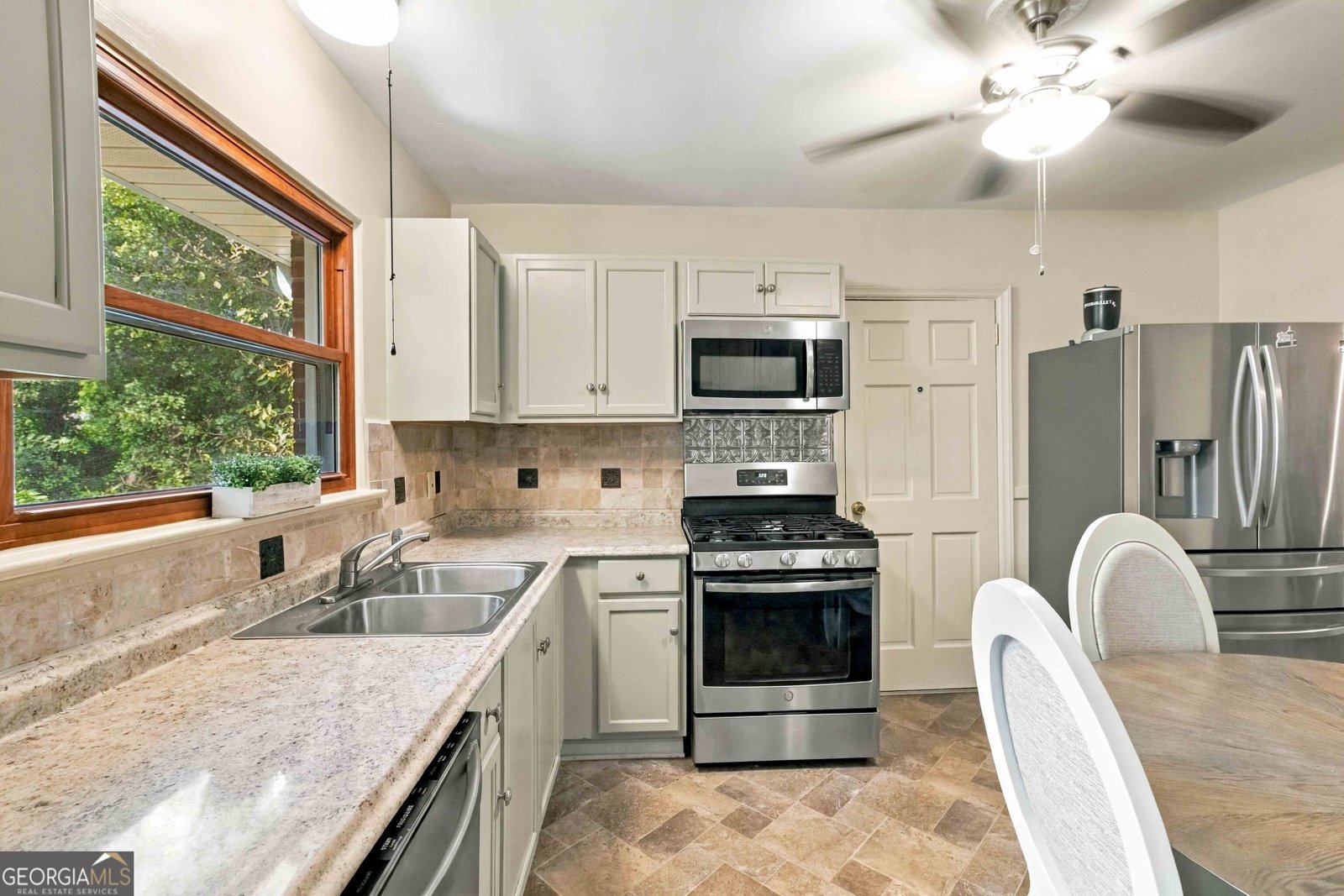 1305 Pollard Drive Atlanta - Photo 11