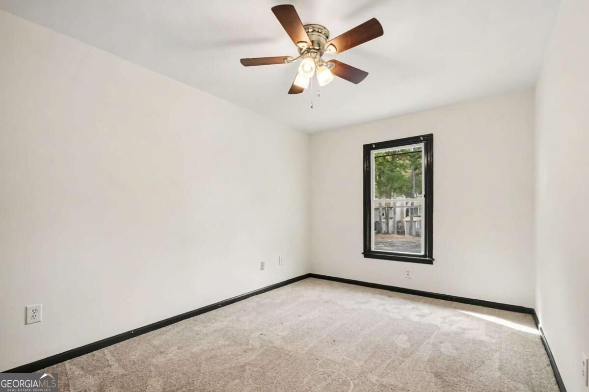 2100 Kings Gate Circle Snellville - Photo 15