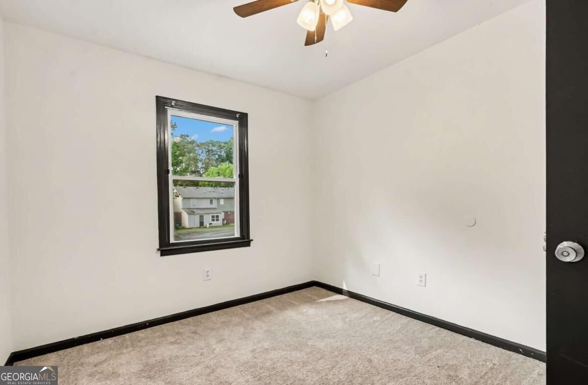 2100 Kings Gate Circle Snellville - Photo 17