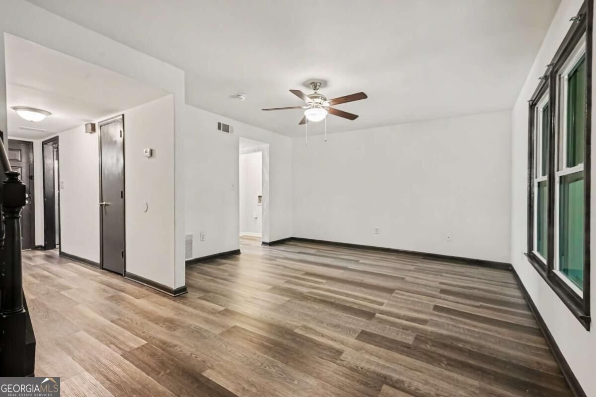2100 Kings Gate Circle Snellville - Photo 6