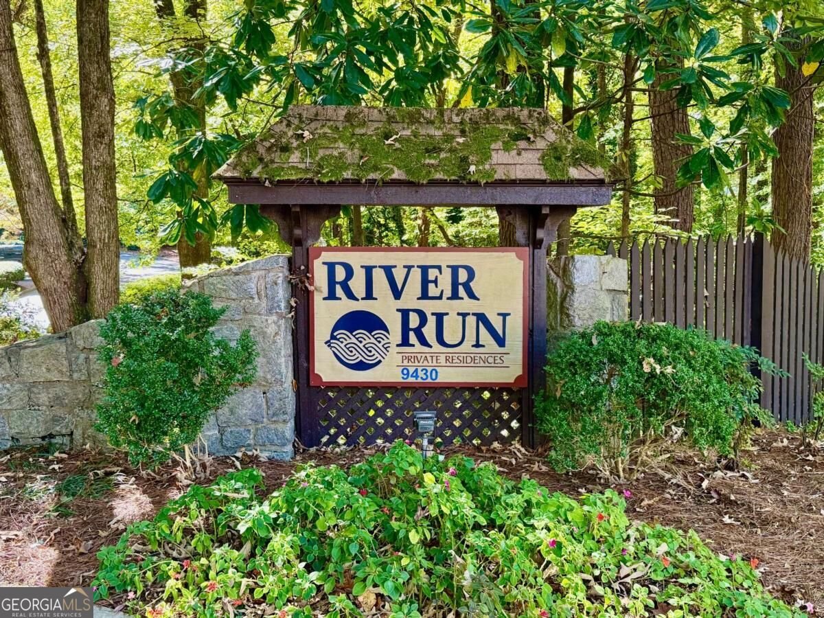 809 River Run Drive Sandy Springs - Photo 21