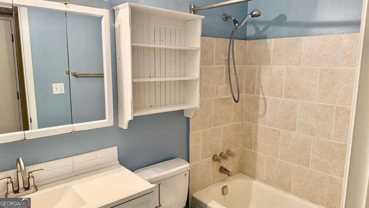 809 River Run Drive Sandy Springs - Photo 9