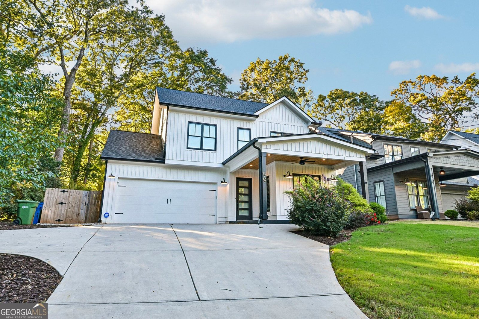 2073 Candler Road Atlanta - main photo