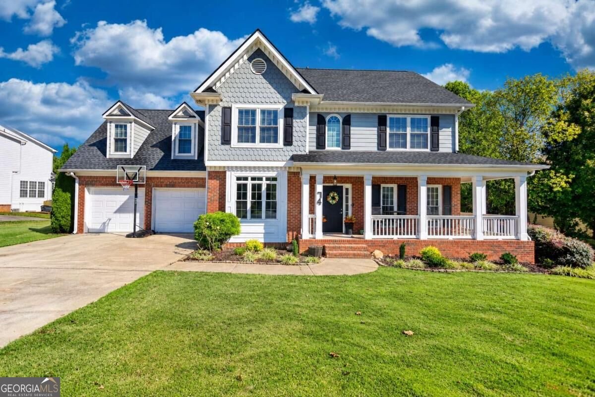 74 Colonial Circle Cartersville - main photo