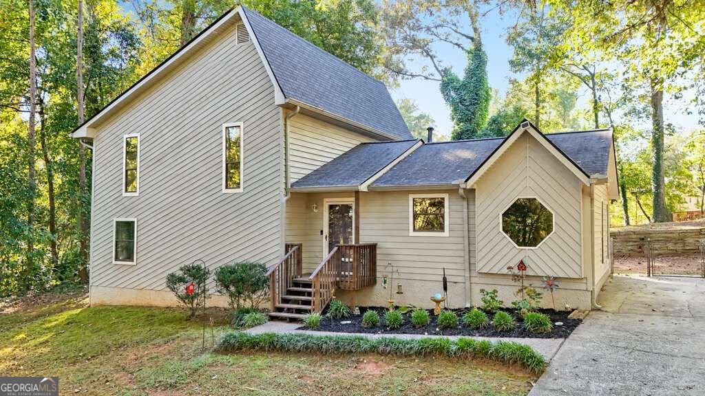 228 Fay Drive Kennesaw - main photo