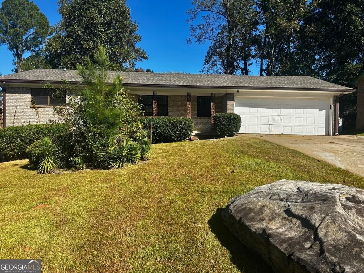 1724 Cherry Valley Circle Atlanta - main photo