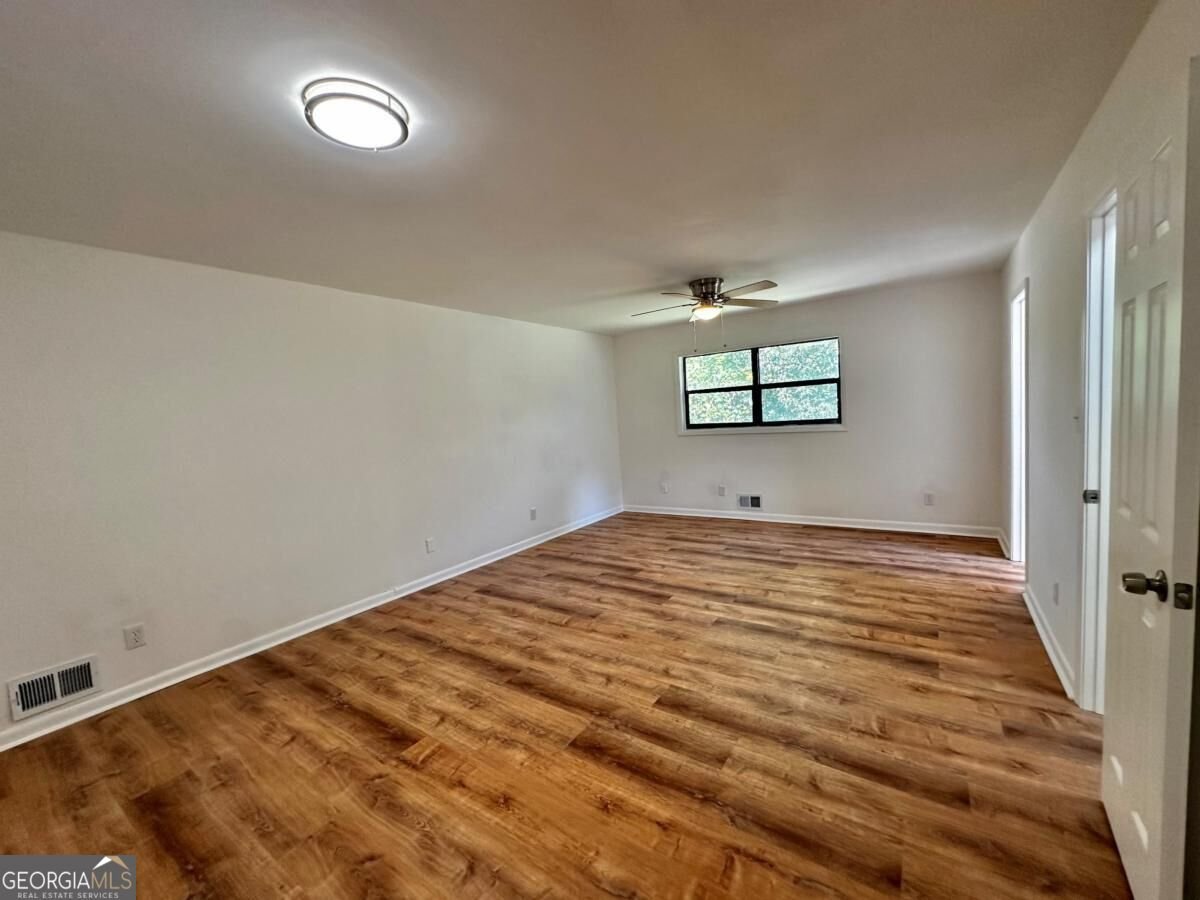 1724 Cherry Valley Circle Atlanta - Photo 11