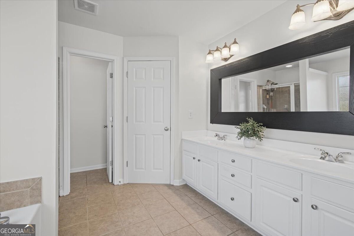 239 Revillion Way Woodstock - Photo 23