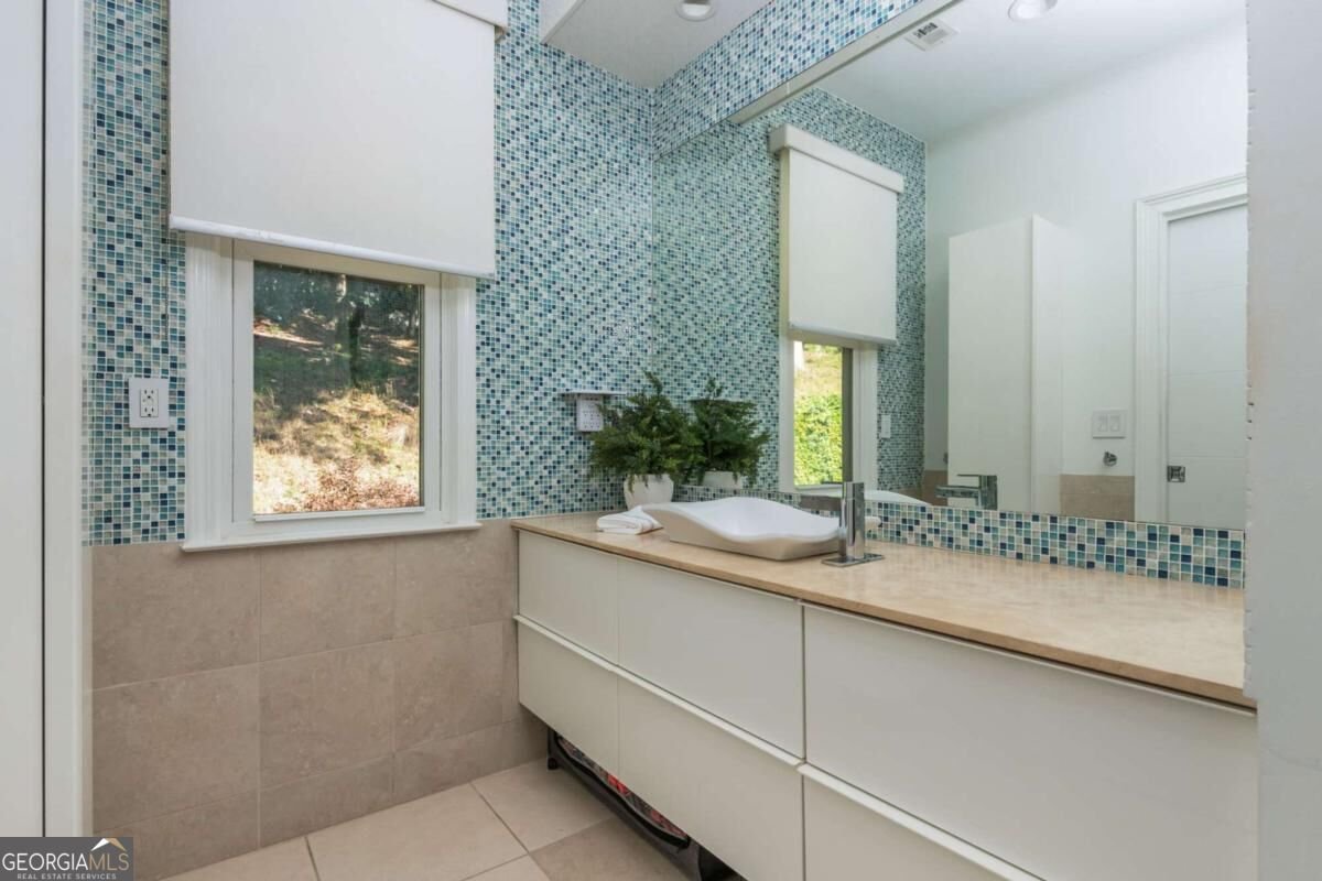119 Connemara Road Roswell - Photo 15